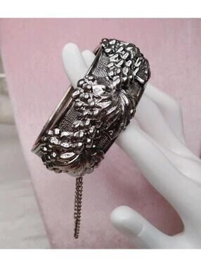Circa 1960's Silver Tone Repousse Grape Cluster Bangle Bracelet Hinged  Bracelet